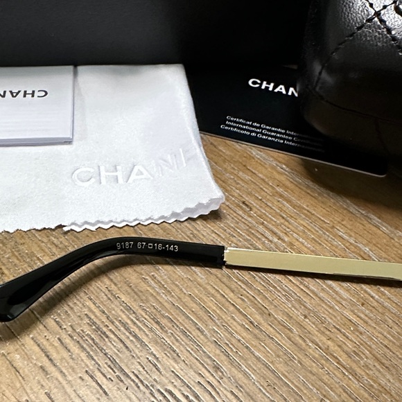 CHANEL Black Gold Sunglasses with Quilted Case main image 4